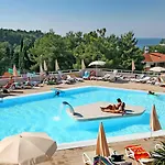 Albatros Plava Laguna Hotel 4*