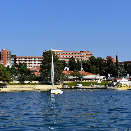 Albatros Plava Laguna Otel