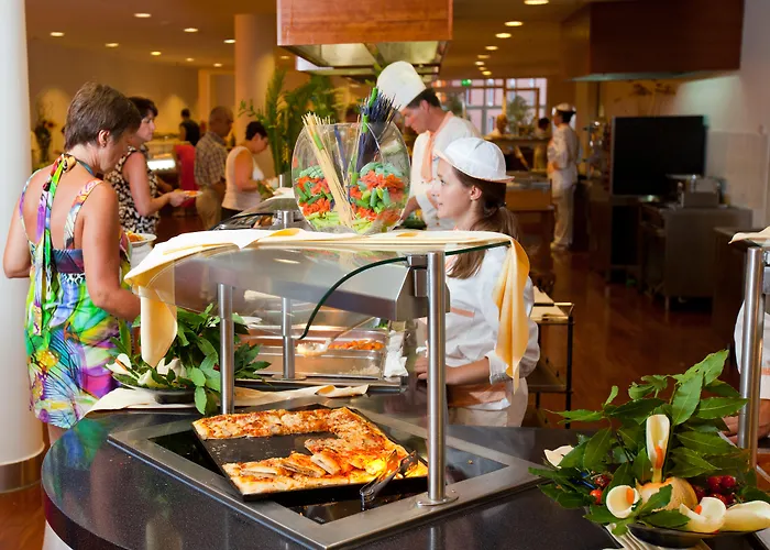 Ξενοδοχείο Albatros Plava Laguna 4*