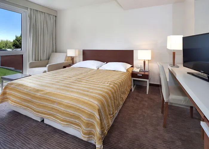 Albatros Plava Laguna Πόρετς