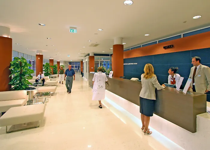 Albatros Plava Laguna Ξενοδοχείο 4*