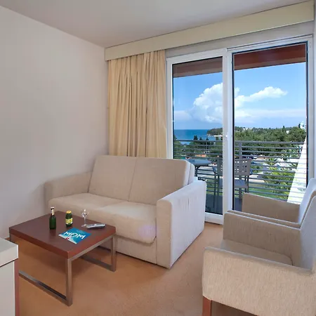 ホテル Albatros Plava Laguna 4*