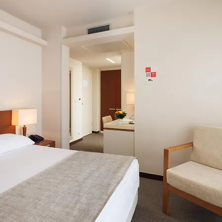 Hotell Albatros Plava Laguna 4*