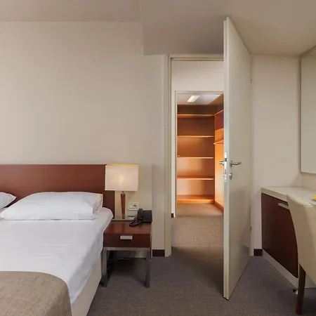 Albatros Plava Laguna Hotell