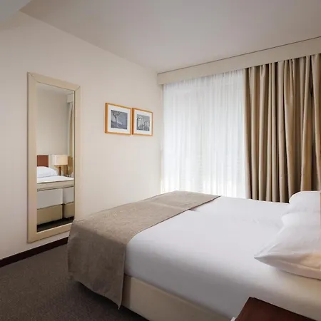 Hotell Albatros Plava Laguna