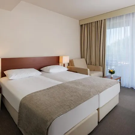 Albatros Plava Laguna 4*