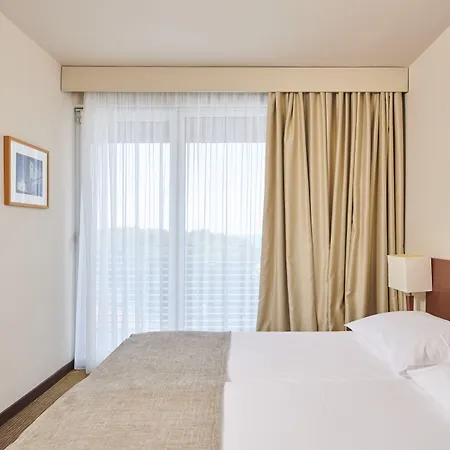 Albatros Plava Laguna 4*