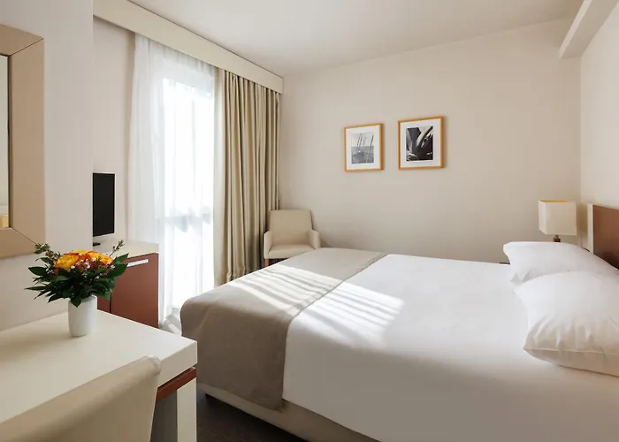 Albatros Plava Laguna 4*