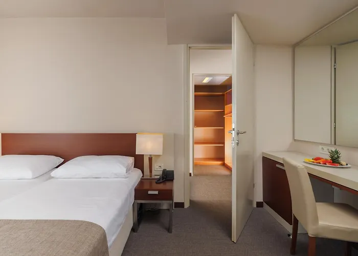 Albatros Plava Laguna Hotel