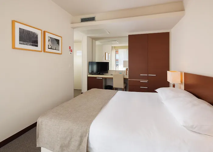 Ξενοδοχείο Albatros Plava Laguna Πόρετς