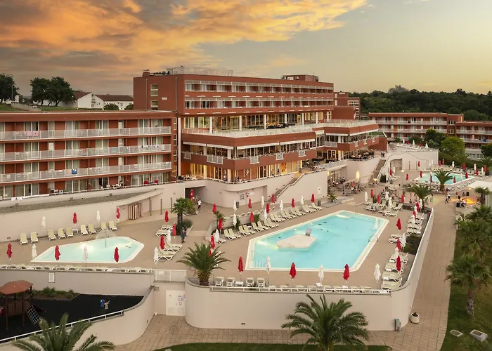 Albatros Plava Laguna