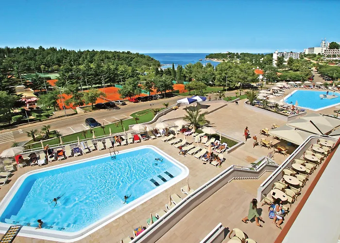 Szálloda Albatros Plava Laguna 4*